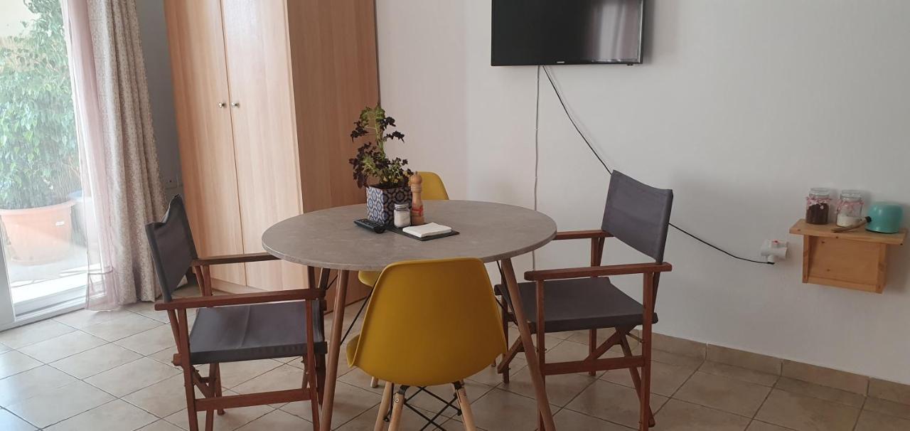 Γ3 - The Weekend Getaway One Daire Aigio Dış mekan fotoğraf